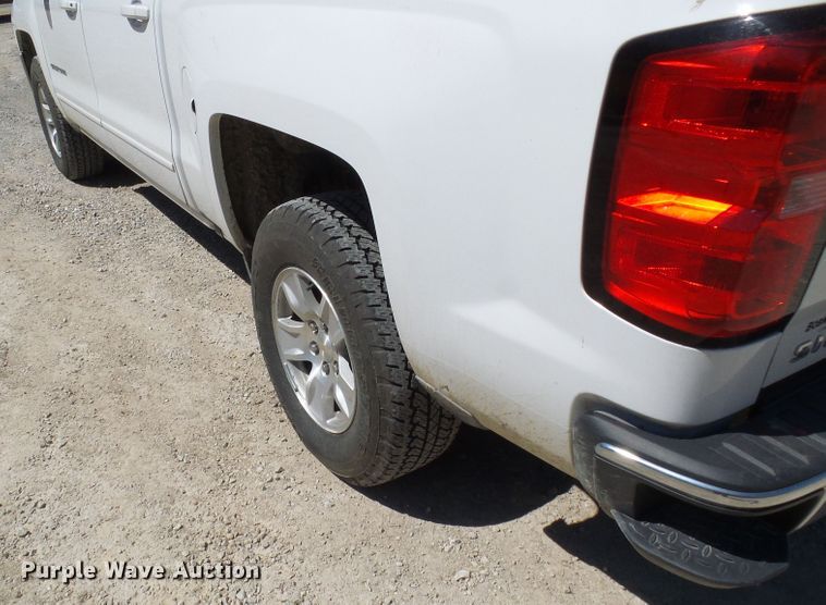 image for item DG1925 2017 Chevrolet Silverado 1500  Crew Cab pickup truck