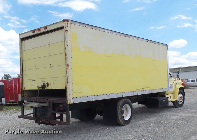 image for item DG1935 1985 GMC C6000  box truck