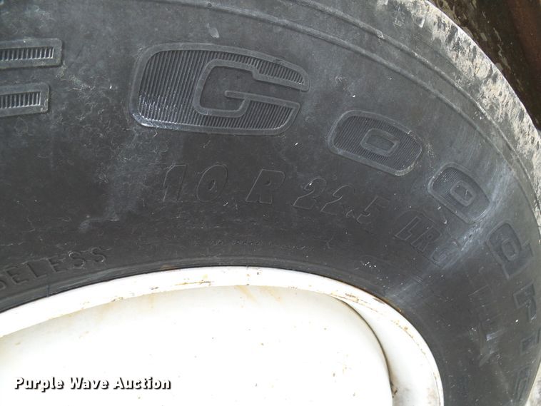 image for item DG1935 1985 GMC C6000  box truck