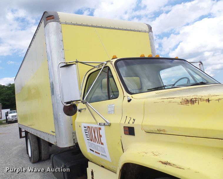 image for item DG1935 1985 GMC C6000  box truck