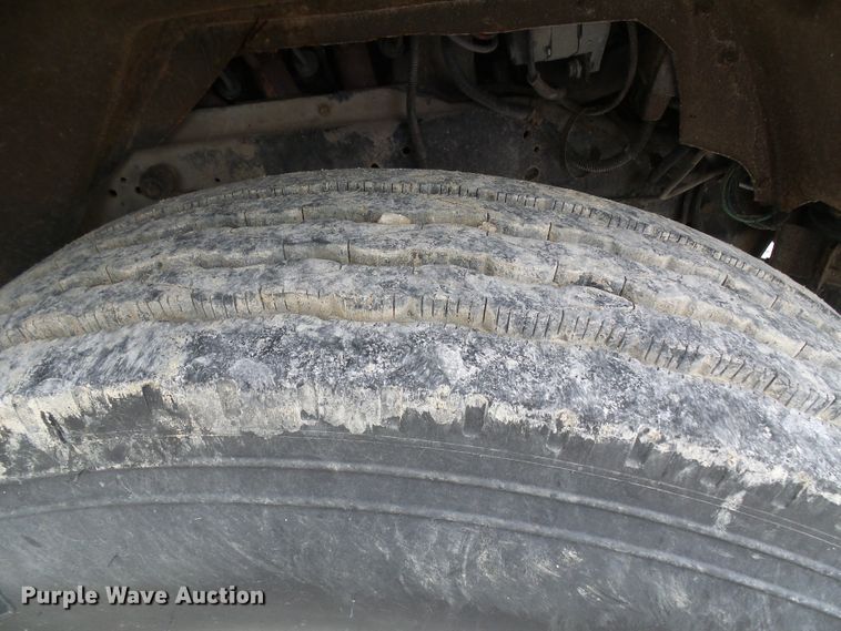 image for item DG1935 1985 GMC C6000  box truck