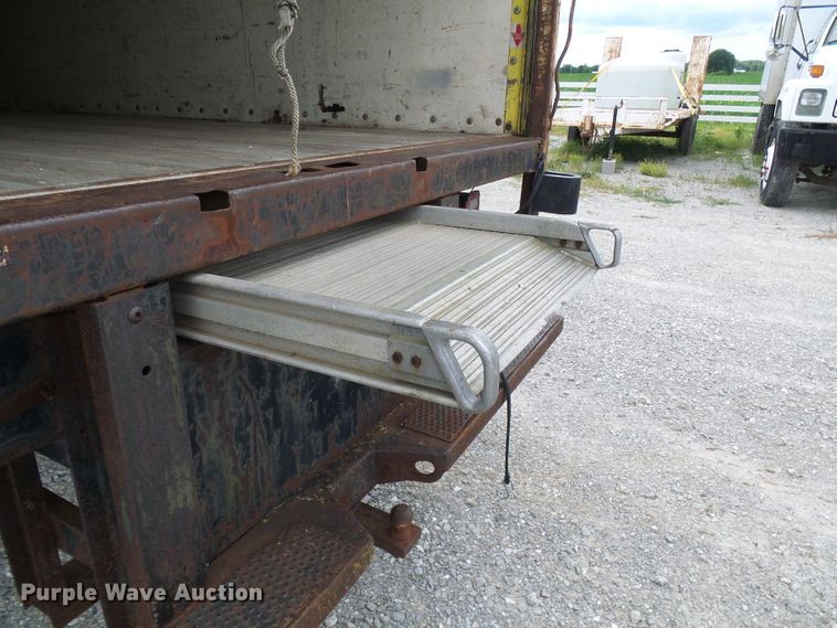 image for item DG1935 1985 GMC C6000  box truck