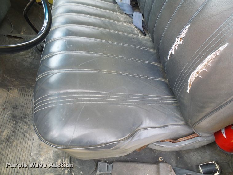 image for item DG1935 1985 GMC C6000  box truck