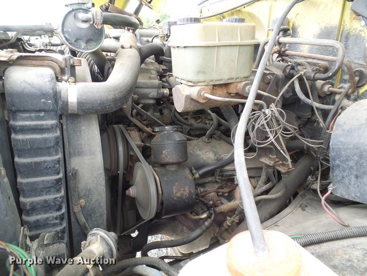 image for item DG1935 1985 GMC C6000  box truck