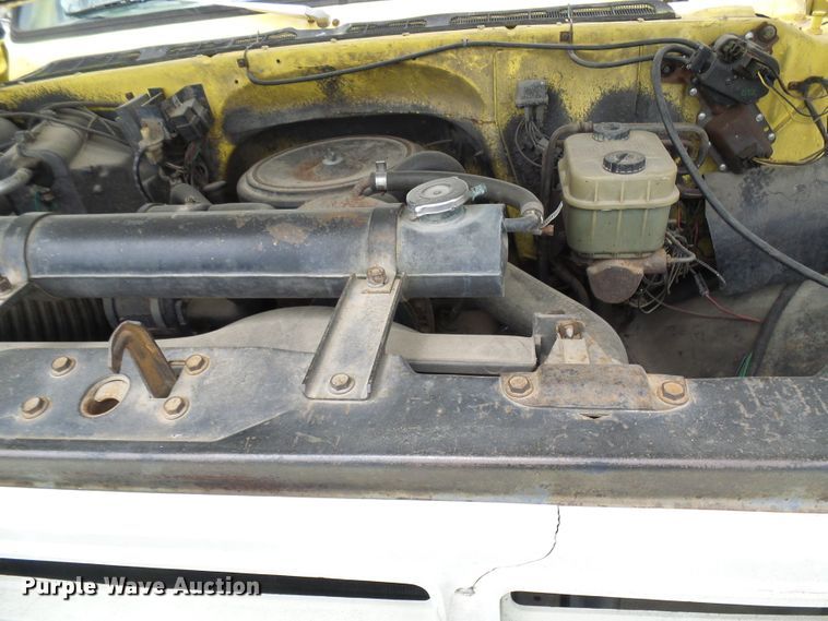 image for item DG1935 1985 GMC C6000  box truck