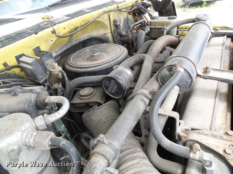 image for item DG1935 1985 GMC C6000  box truck