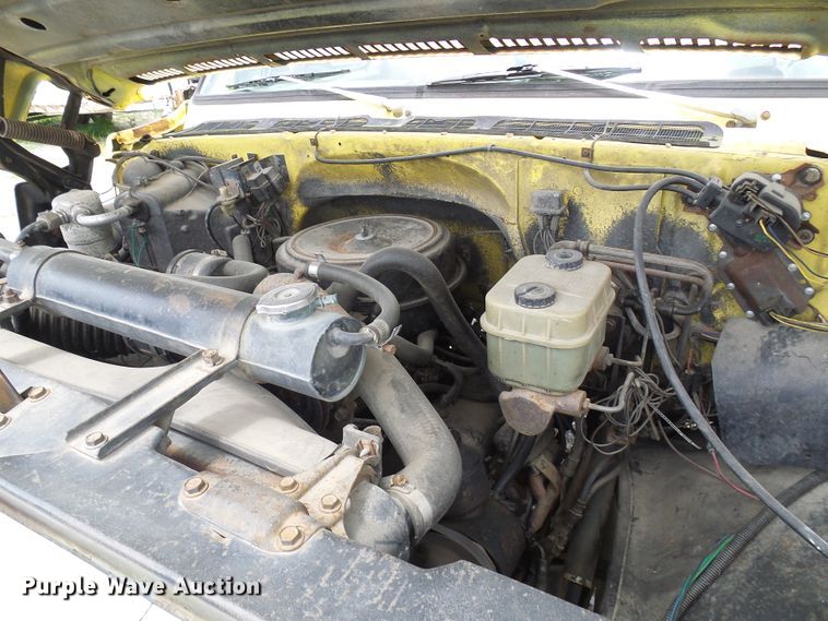 image for item DG1935 1985 GMC C6000  box truck