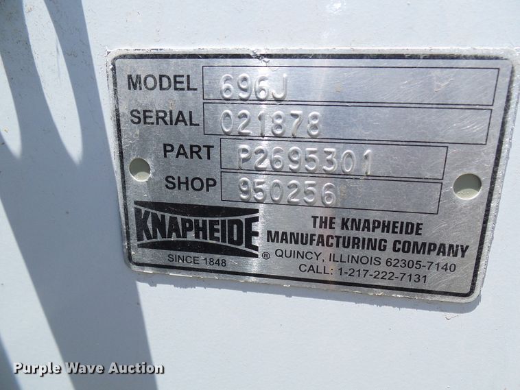 image for item DG1937 2002 Chevrolet Silverado 2500HD  utility bed pickup truck