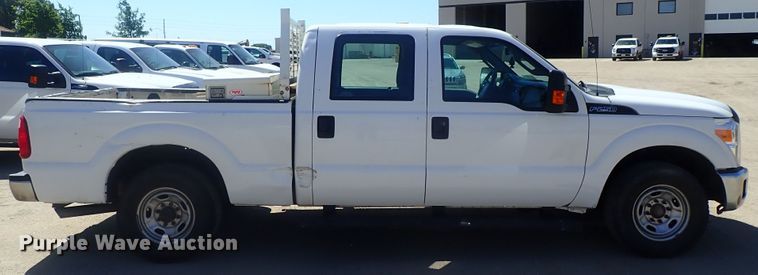 image for item DG2210 2015 Ford F250 Super Duty  Crew Cab pickup truck
