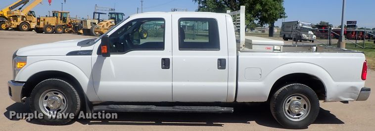 image for item DG2210 2015 Ford F250 Super Duty  Crew Cab pickup truck