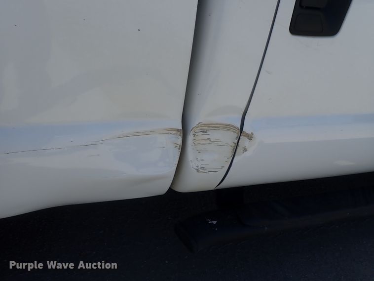 image for item DG2210 2015 Ford F250 Super Duty  Crew Cab pickup truck