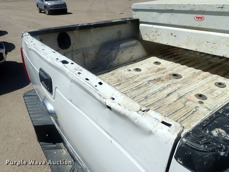 image for item DG2210 2015 Ford F250 Super Duty  Crew Cab pickup truck