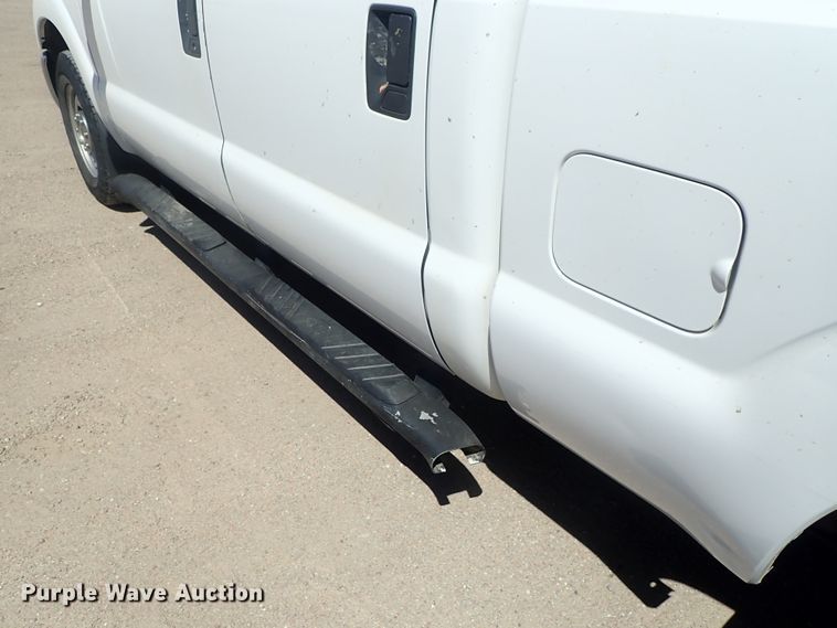 image for item DG2210 2015 Ford F250 Super Duty  Crew Cab pickup truck