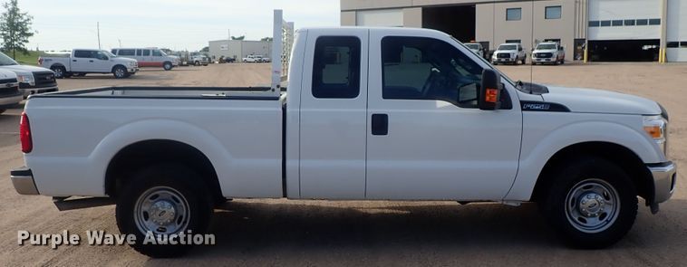 image for item DG2211 2016 Ford F250 Super Duty  SuperCab pickup truck