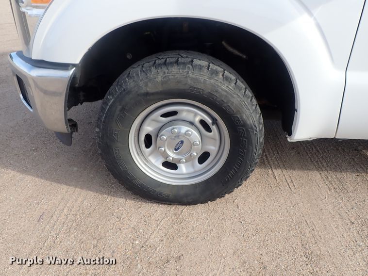 image for item DG2211 2016 Ford F250 Super Duty  SuperCab pickup truck