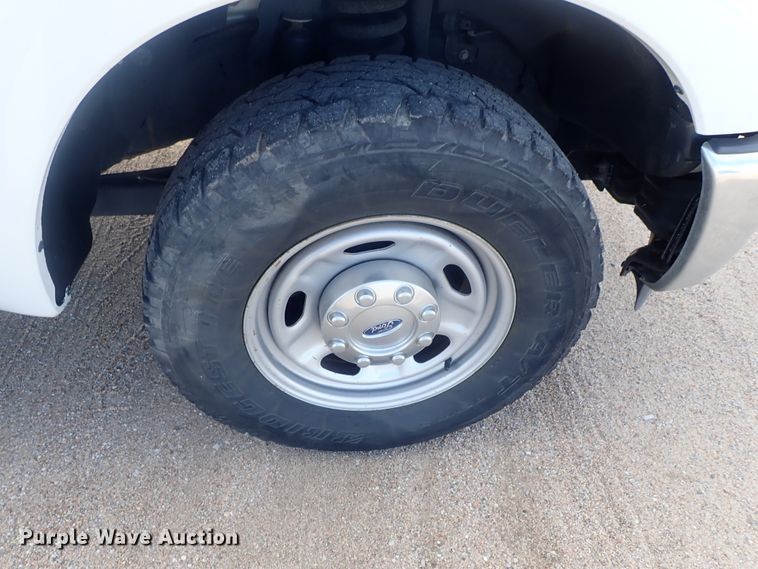 image for item DG2211 2016 Ford F250 Super Duty  SuperCab pickup truck