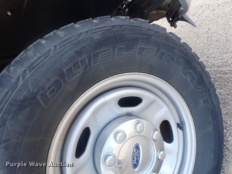 image for item DG2211 2016 Ford F250 Super Duty  SuperCab pickup truck