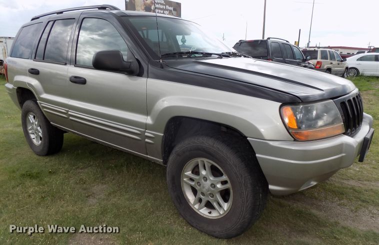 image for item DG2610 2004 Jeep Grand Cherokee  SUV