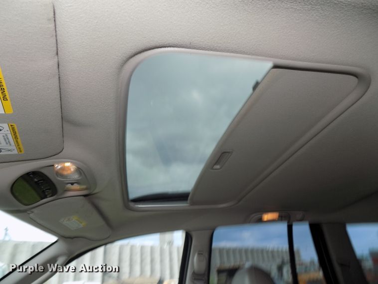 image for item DG2610 2004 Jeep Grand Cherokee  SUV