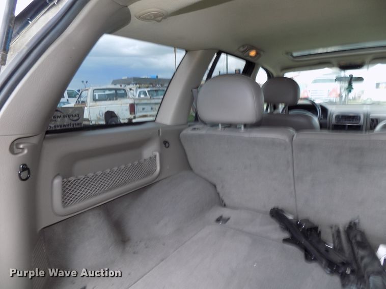 image for item DG2610 2004 Jeep Grand Cherokee  SUV