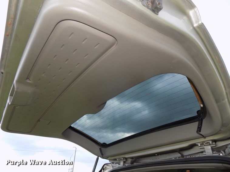 image for item DG2610 2004 Jeep Grand Cherokee  SUV