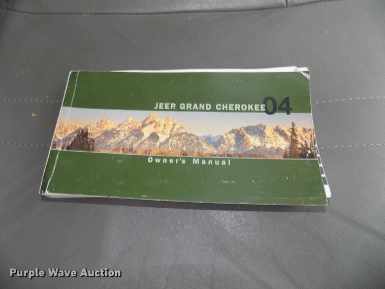 image for item DG2610 2004 Jeep Grand Cherokee  SUV