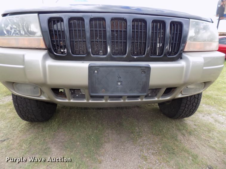 image for item DG2610 2004 Jeep Grand Cherokee  SUV