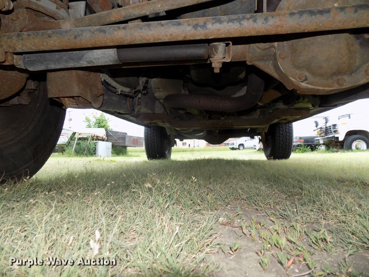 image for item DG2610 2004 Jeep Grand Cherokee  SUV