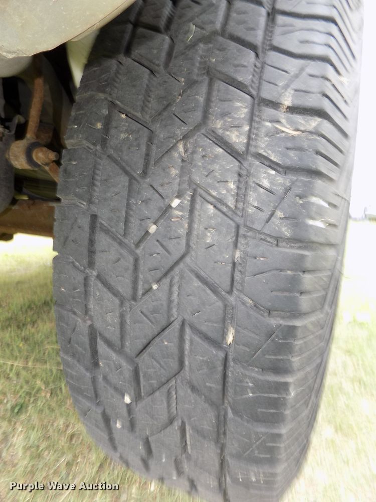 image for item DG2610 2004 Jeep Grand Cherokee  SUV