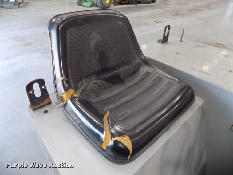 image for item DG2636 Clarke American Lincoln 6100 sweeper