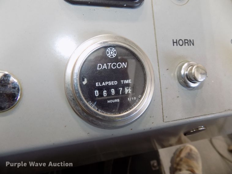 image for item DG2636 Clarke American Lincoln 6100 sweeper