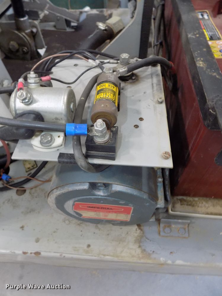 image for item DG2636 Clarke American Lincoln 6100 sweeper