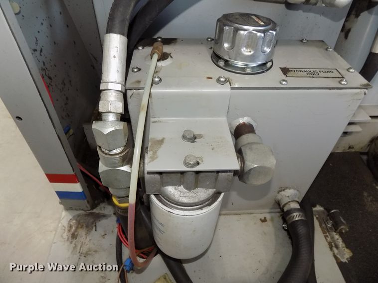 image for item DG2636 Clarke American Lincoln 6100 sweeper