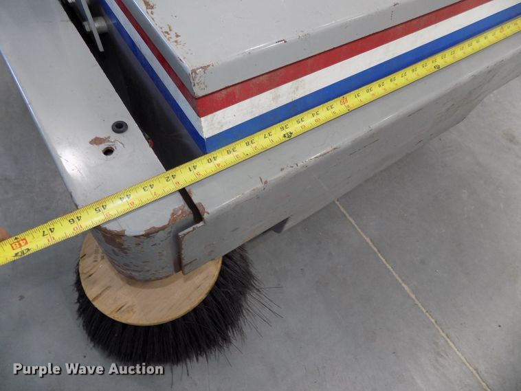 image for item DG2636 Clarke American Lincoln 6100 sweeper