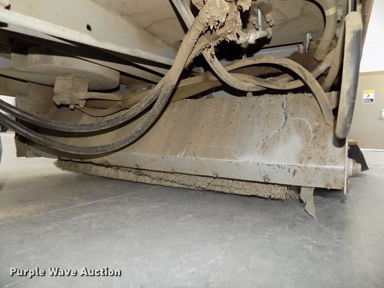 image for item DG2636 Clarke American Lincoln 6100 sweeper