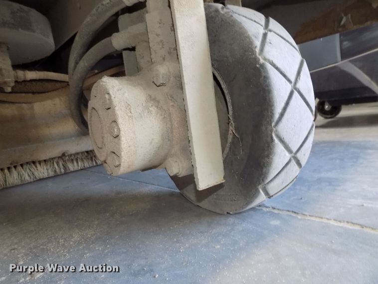 image for item DG2636 Clarke American Lincoln 6100 sweeper