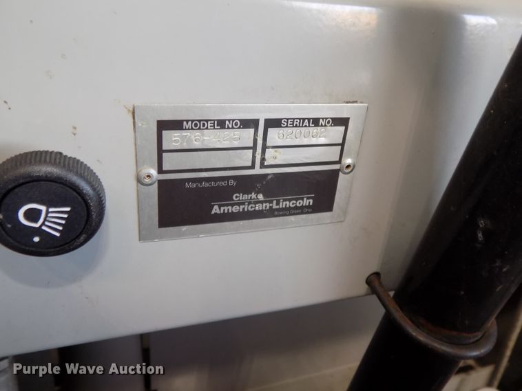 image for item DG2636 Clarke American Lincoln 6100 sweeper