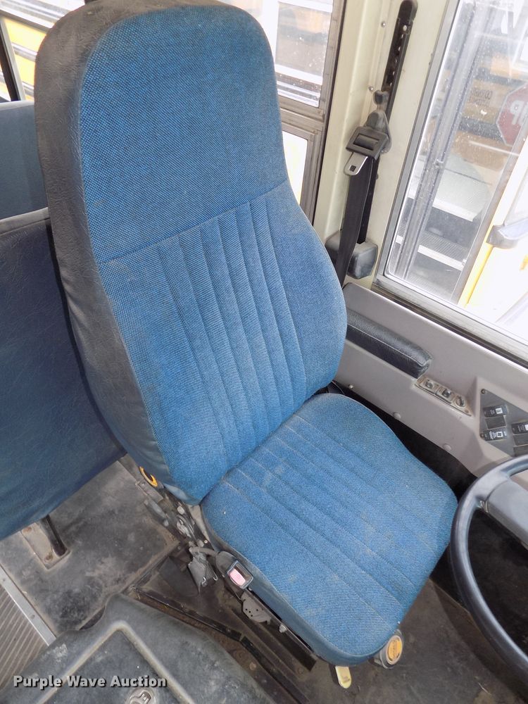 image for item DG2643 2008 International FE  school bus