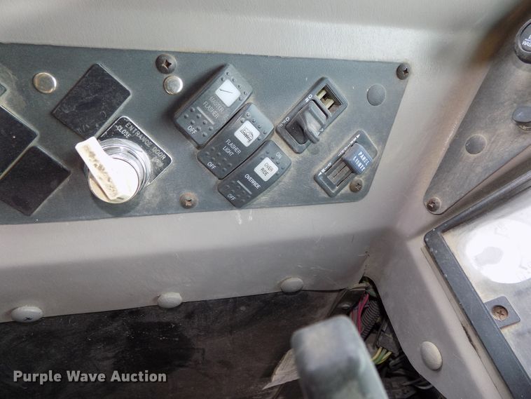 image for item DG2643 2008 International FE  school bus