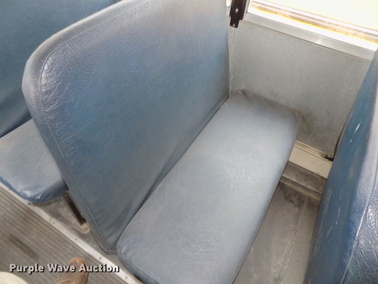 image for item DG2643 2008 International FE  school bus