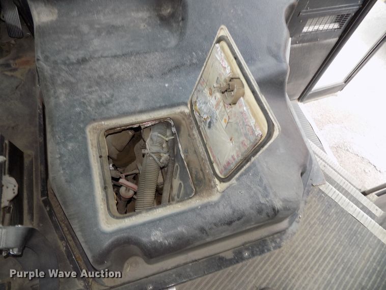 image for item DG2643 2008 International FE  school bus