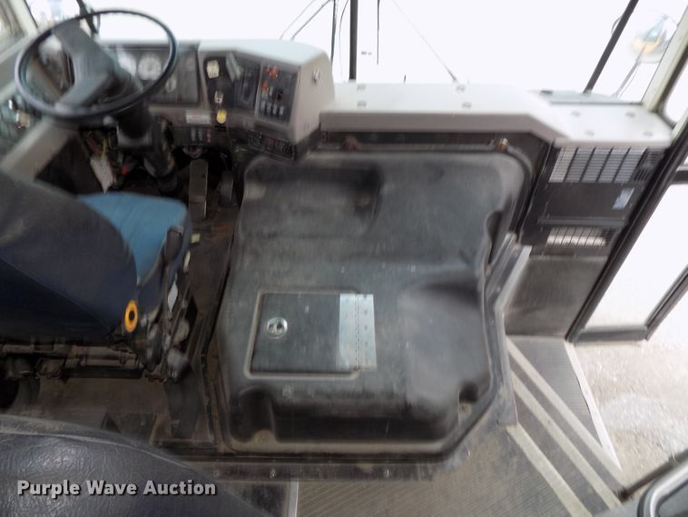 image for item DG2643 2008 International FE  school bus