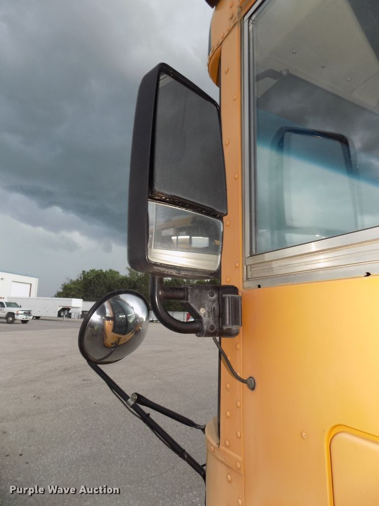 image for item DG2643 2008 International FE  school bus