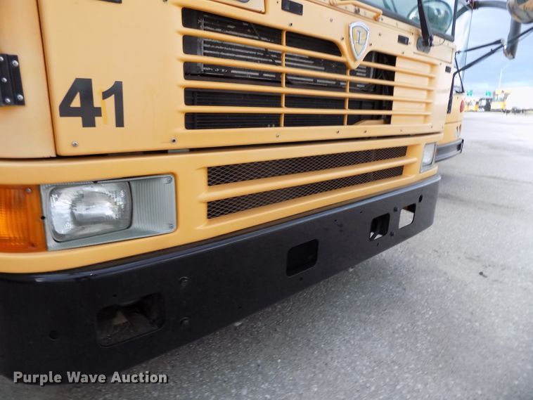 image for item DG2643 2008 International FE  school bus