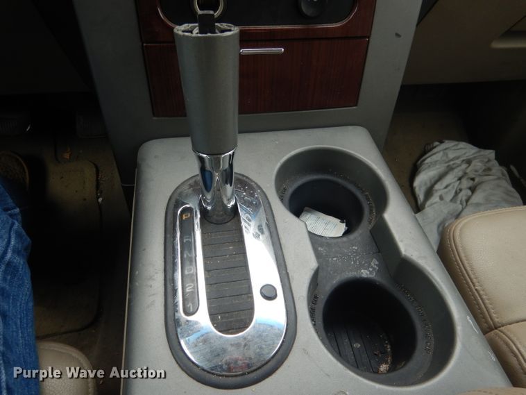 image for item DG4501 2006 Ford F150  SuperCab pickup truck