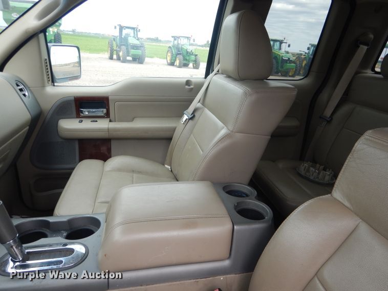 image for item DG4501 2006 Ford F150  SuperCab pickup truck