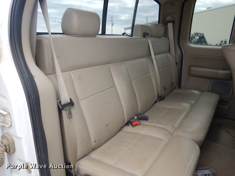 image for item DG4501 2006 Ford F150  SuperCab pickup truck