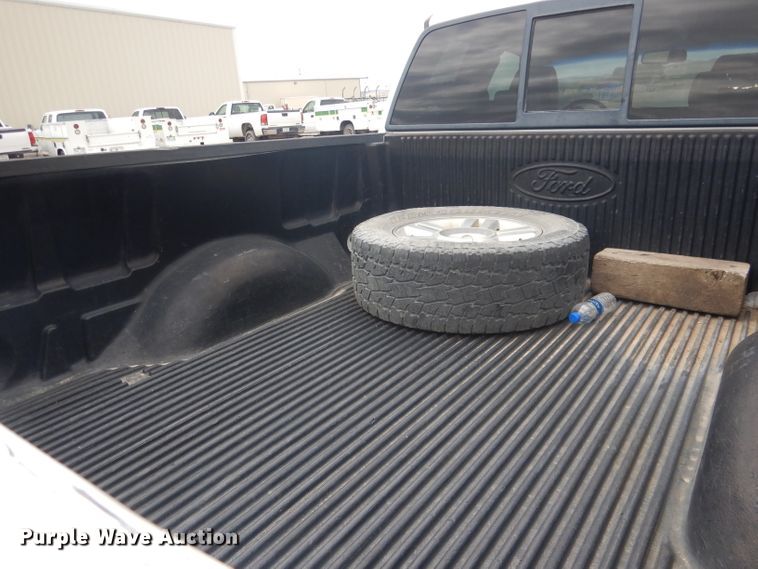 image for item DG4501 2006 Ford F150  SuperCab pickup truck