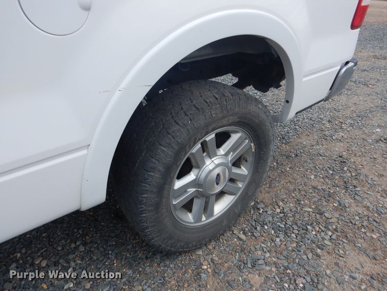 image for item DG4501 2006 Ford F150  SuperCab pickup truck