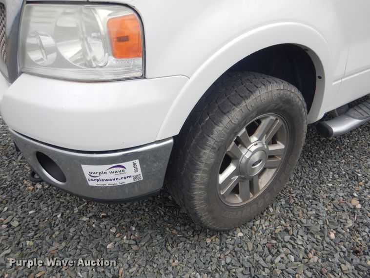 image for item DG4501 2006 Ford F150  SuperCab pickup truck